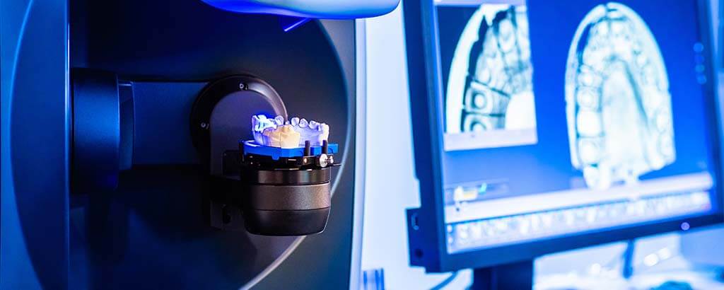 technology dentist